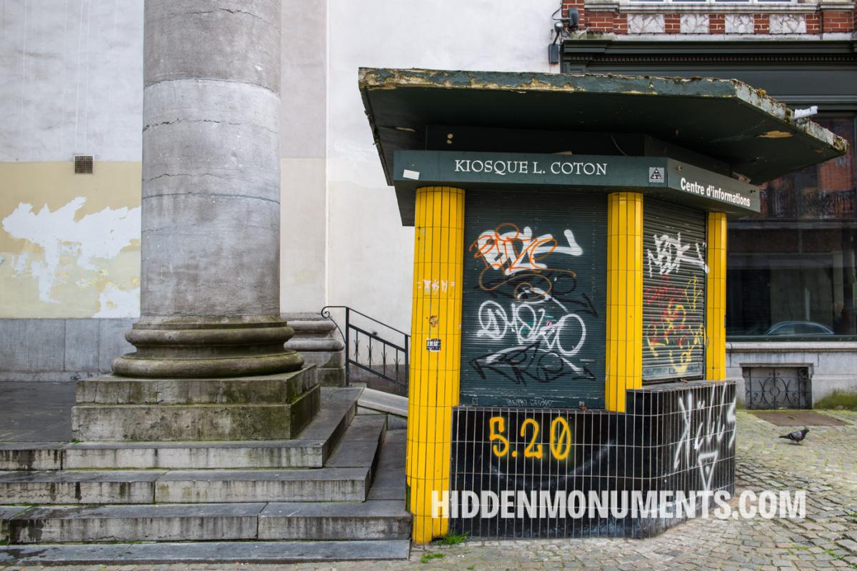 Newspaper kiosk