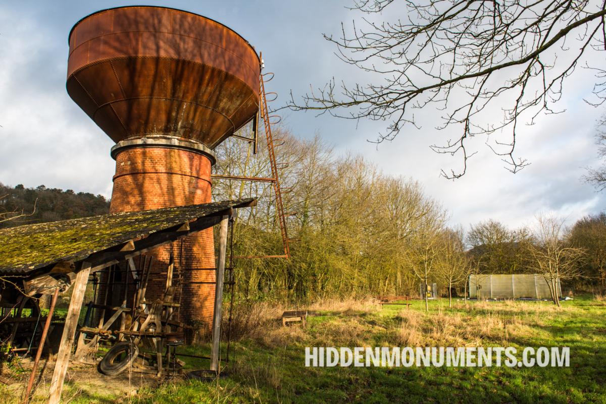 Water tower Treignes station